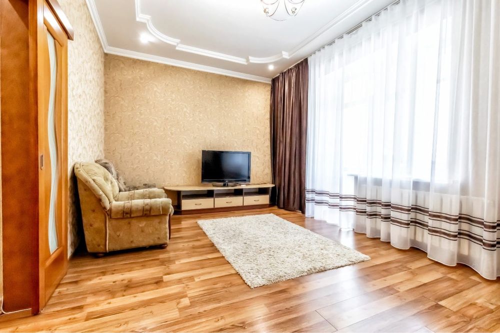 Центр квартира посуточно на ночь Достык Байтерек