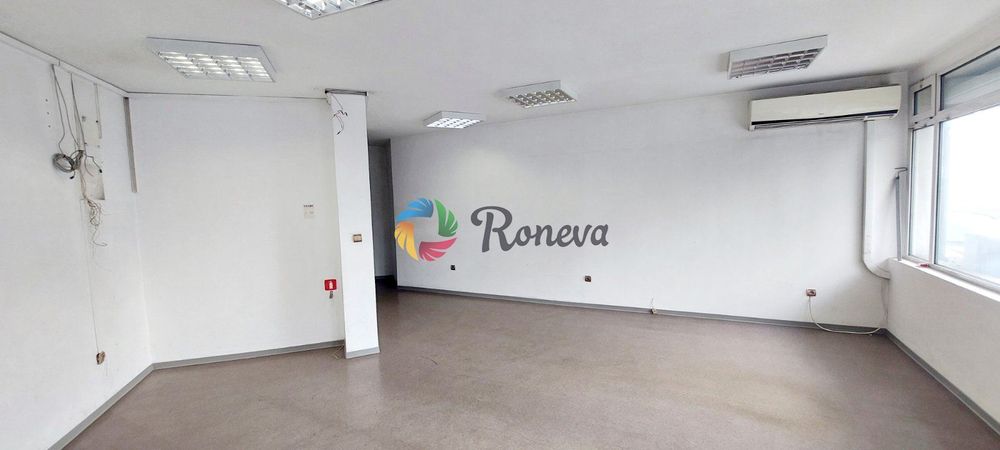 Дава се под наем Офис в Варна, Гръцка махала - 42 кв.м за 510 € - Снимка #2