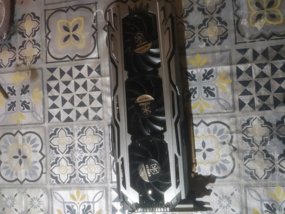 Placă video gtx 1070 ti