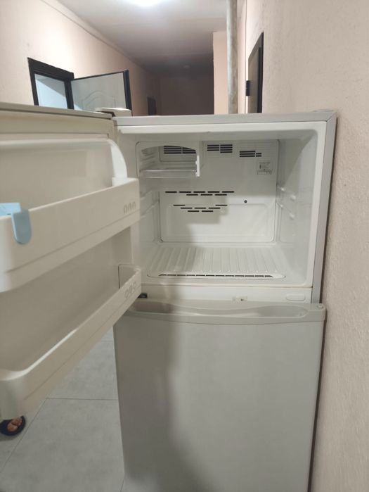 Холодильник LG б/у