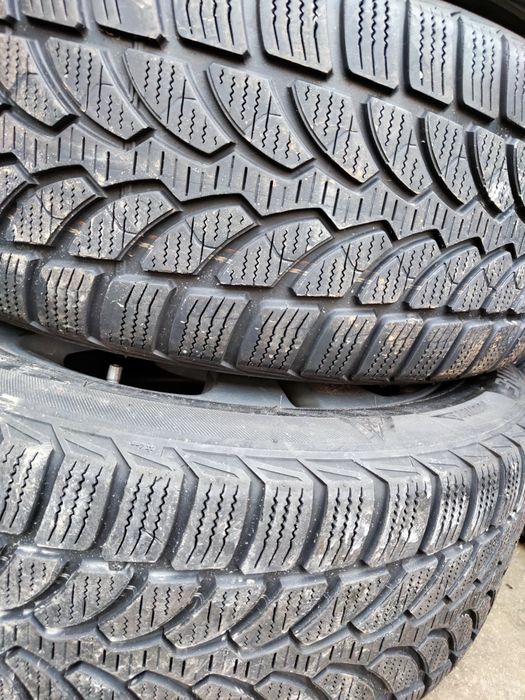 4 бр зимни 225/50/17 Bridgestone RFT