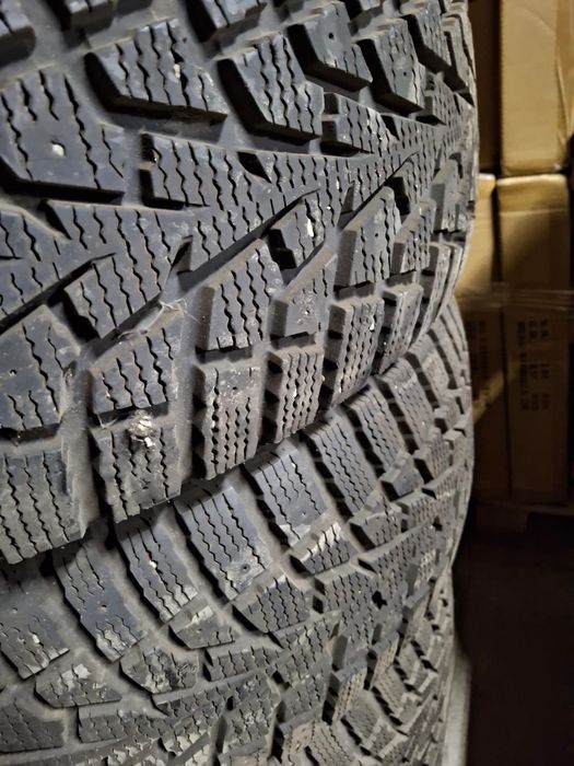 Шины зимние на Прадо
