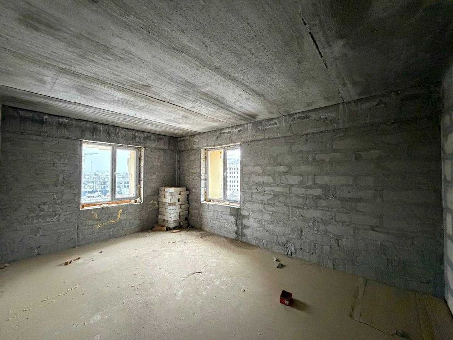 Продаётся 3х комнатная квартира в состоянии коробки ВЫГОДНО