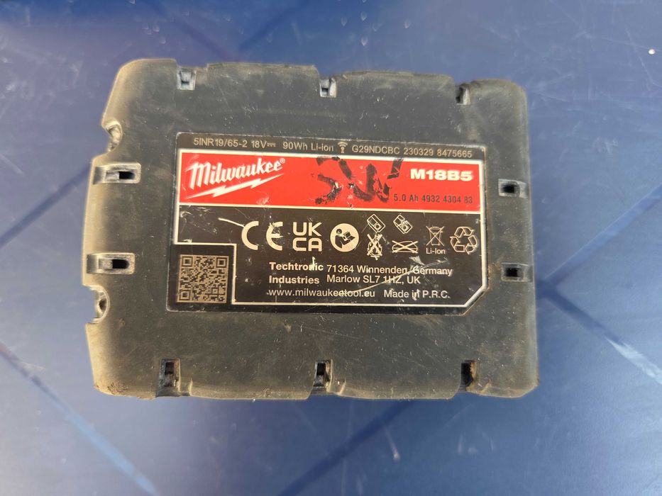 Ръчен Акумулаторен Циркуляр Milwaukee M18 FUEL (M18 FCSG66) + Батерия