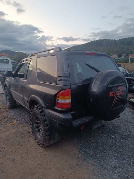 Опел Фронтера б 2.2 дтi  116 коня на части къса 2001 год