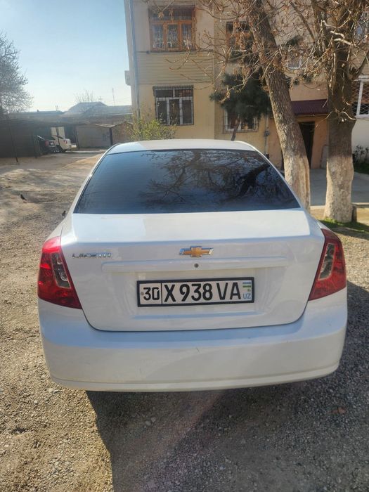 Moshina sotliadi holati ideyal harajati yoq