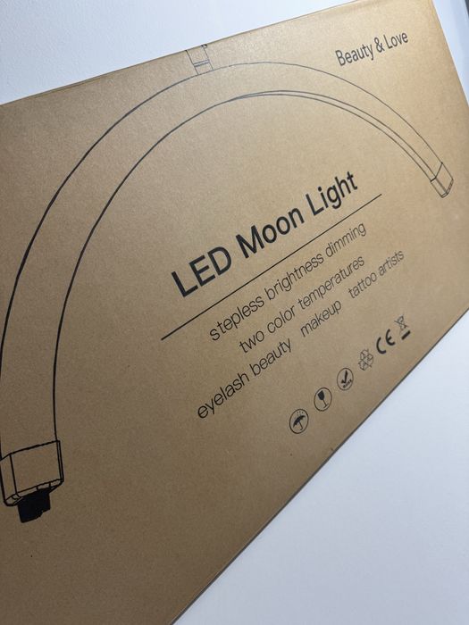 Lampă LED Moon Light semicirculară Tabya Lashes – profesională