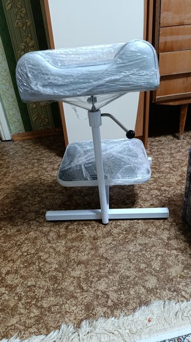 Продам подножку для ног