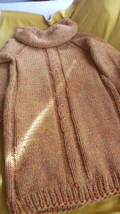 Ръчно плетено манто