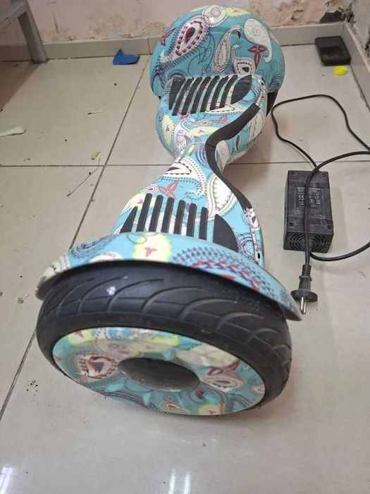 Продам гироскутер, (до 100 кг)