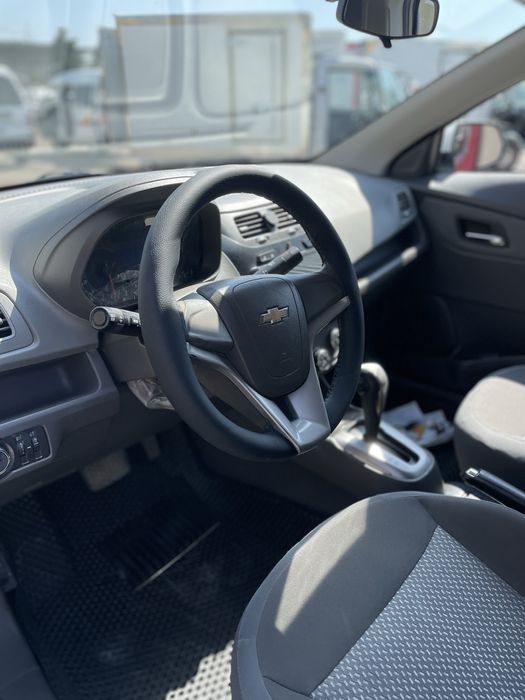 Chevrolet Cobalt 2023 — 4