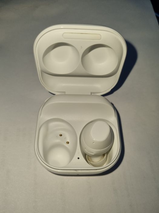 Наушник Samsung galaxy buds FE