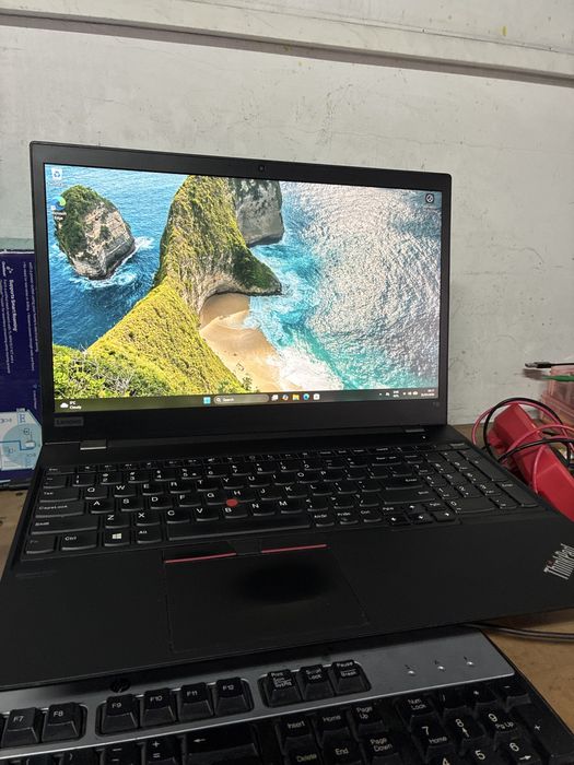 Lenovo ThinkPad T15 Gen 1  i5 gen 10 8gb 256gb Touchscreen