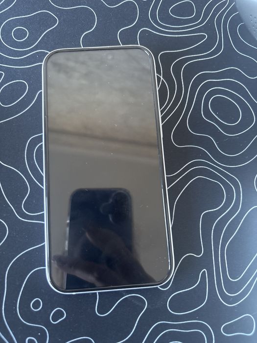 IPhone 15 128 гб заблокированный