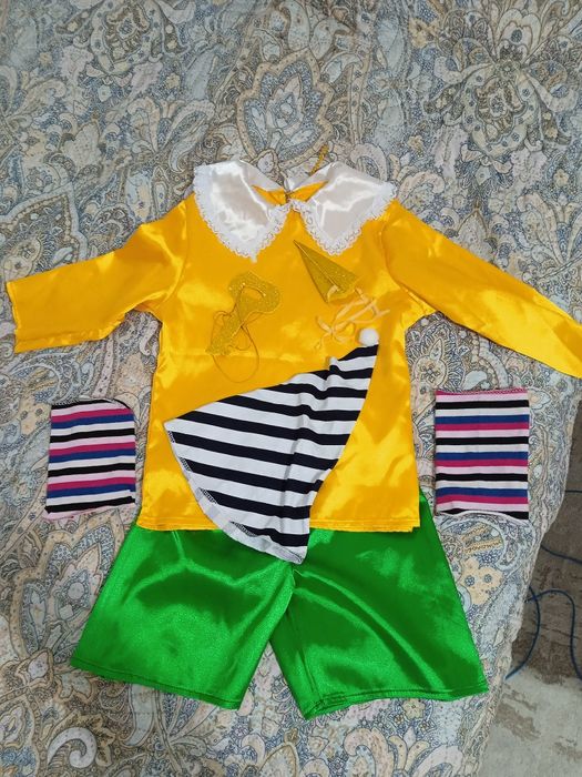 Продам костюм Буратино