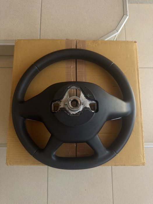 Volan original Dacia,Renault – stare excelentă, gata de mont