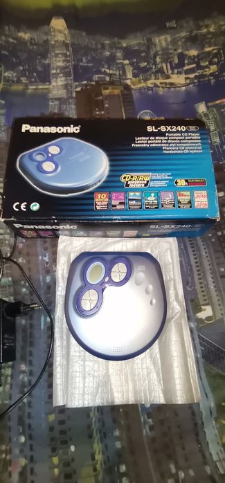 CD player portabil Panasonic Made in Japan, la cutie