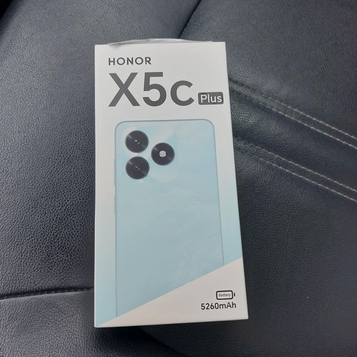 Телефон HONOR X5c plus чисто нов+ подарък