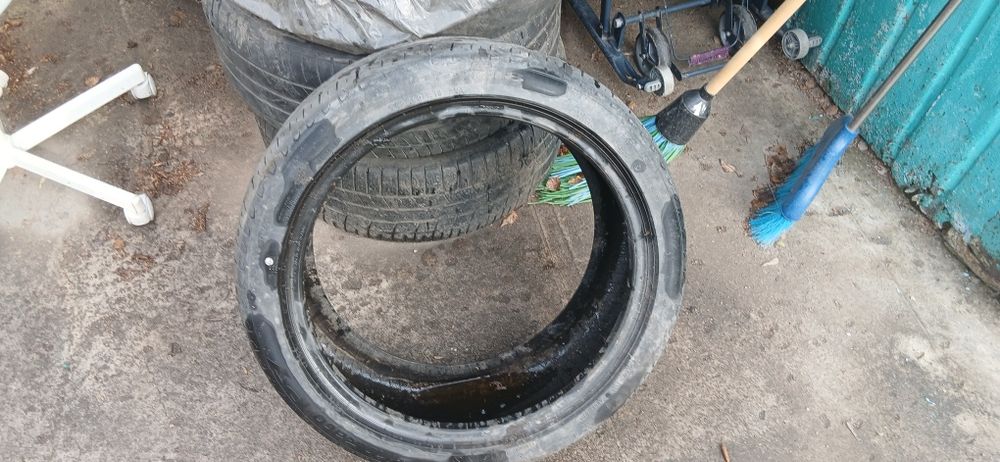 Резина лето Pirelli 245/40/18