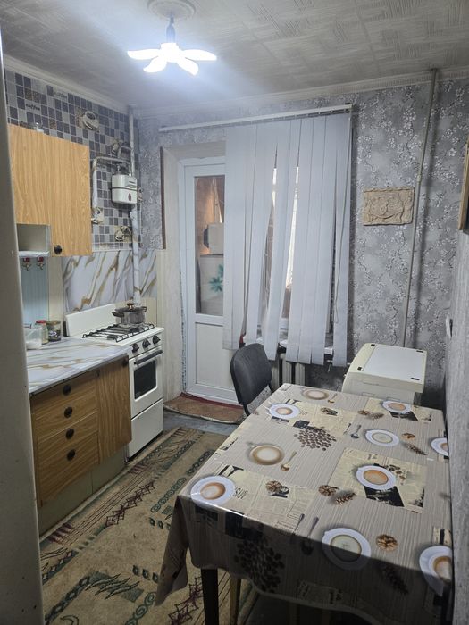 2хкомнатная квартира в центре, 2й этаж на долгий срок с депозитом - Ansicht 4