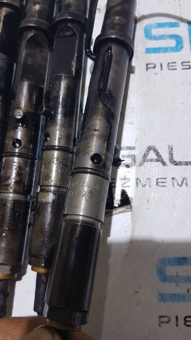 Injectoare VW Passat B5.5 2.5TDI 2000 - 2005 COD : 059130202B / 059 130 202 B