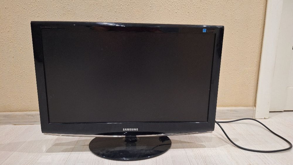 Монитор Samsung Syncmaster 2433 LW