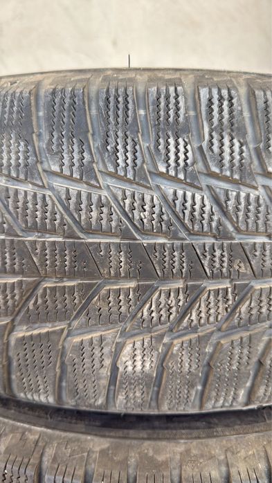 Продам шины зимние