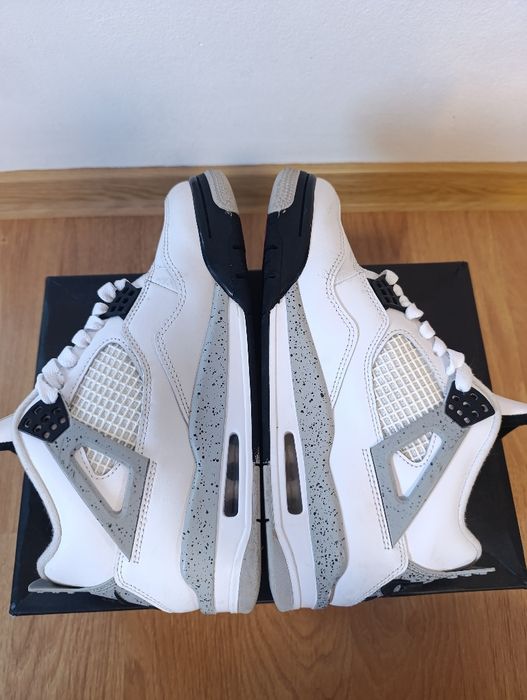 Jordan 4 White Cement