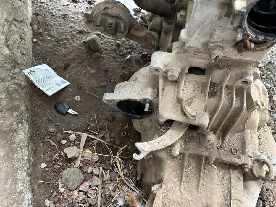 Матор  каробка 099 карбюратор