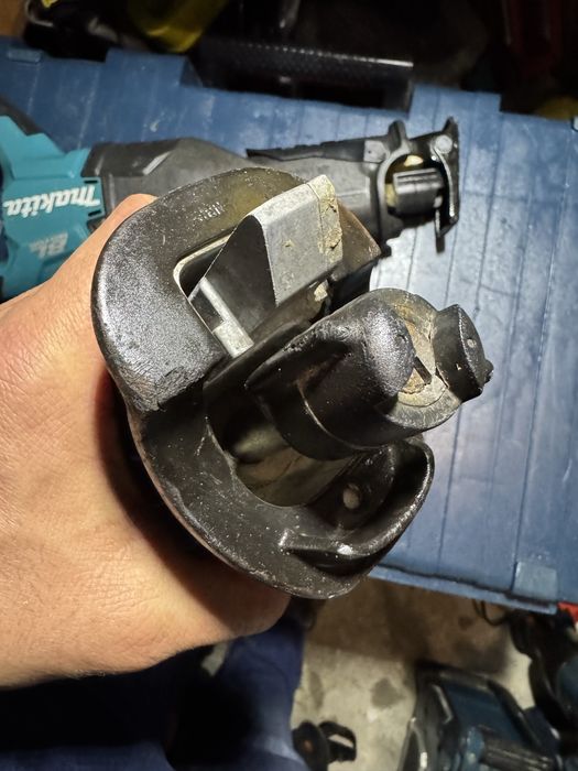 Fierastrau sabie Makita djr 187 fara perii