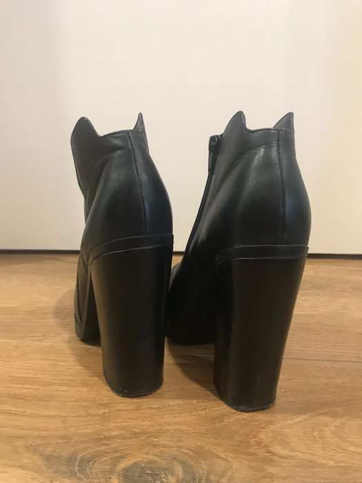 Botine River Island, piele naturala, marime 38-39