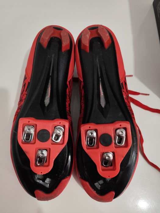 Pantofi ciclism mărimea 40