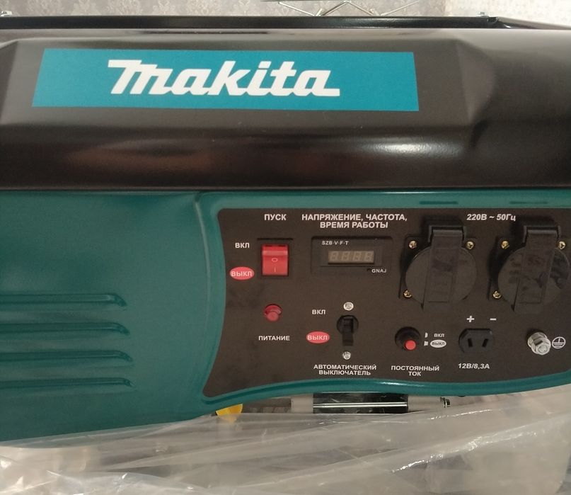 Бензогенератор новый