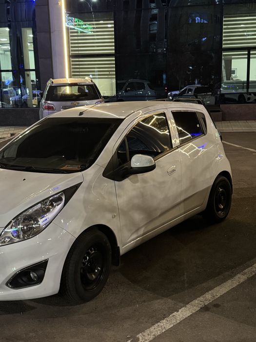 Spark 2020 продается своя машина.