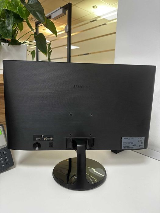 Monitor Samsung 24” LS24F356