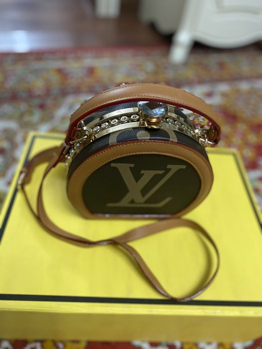 Новый сумка сатылады,мүлдем ұсталмаған