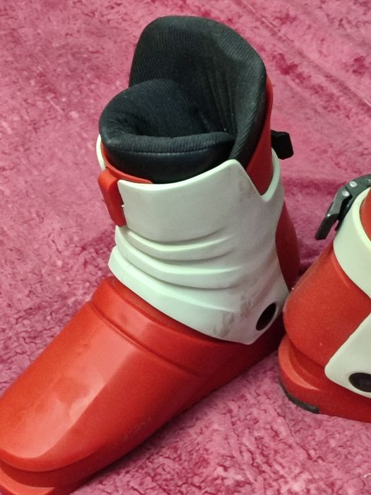 Горнолыжные ботинки  по символической цене!