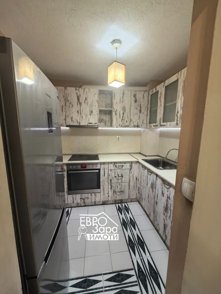 Обзаведен тристаен апартамент за продажба до Енергото