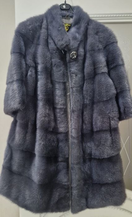 Продам норковую шубу