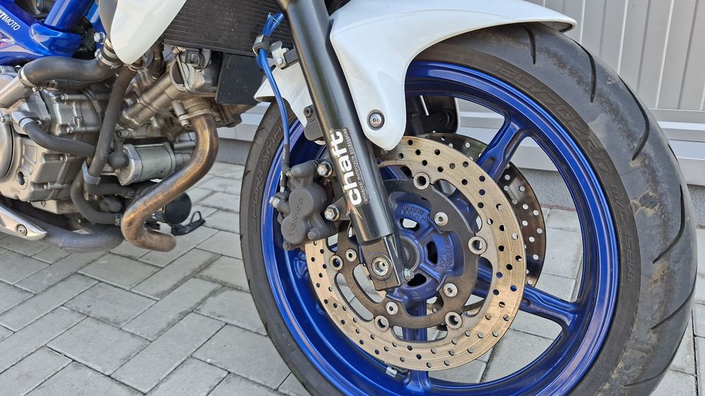 MotoFly vinde Suzuki Gladius 2011 garanție