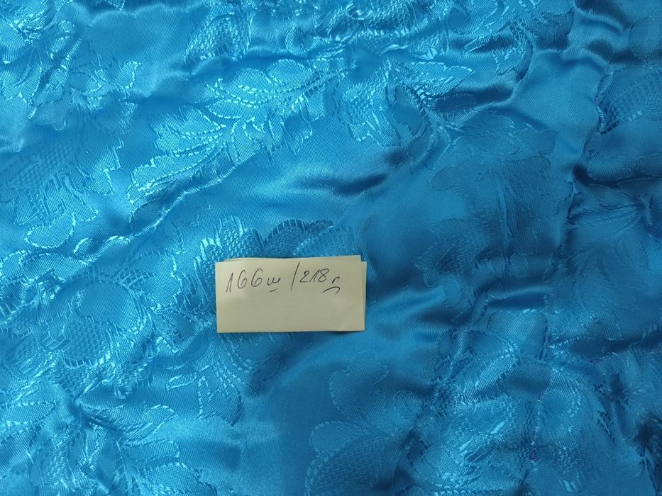 Юргани в син цвят