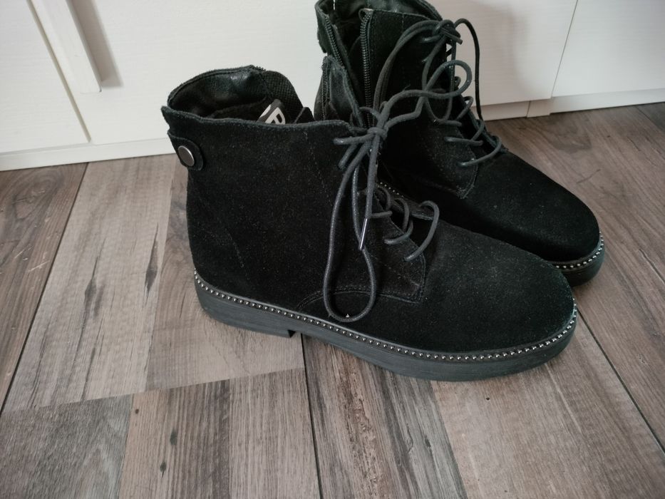 Ghete îmblănit dama ,piele întoarsă, mărimea 40