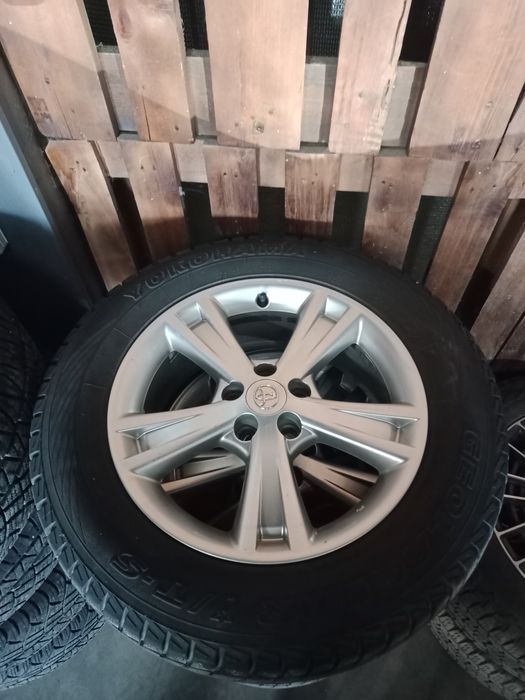 Диски с шинами от Toyota Highlander