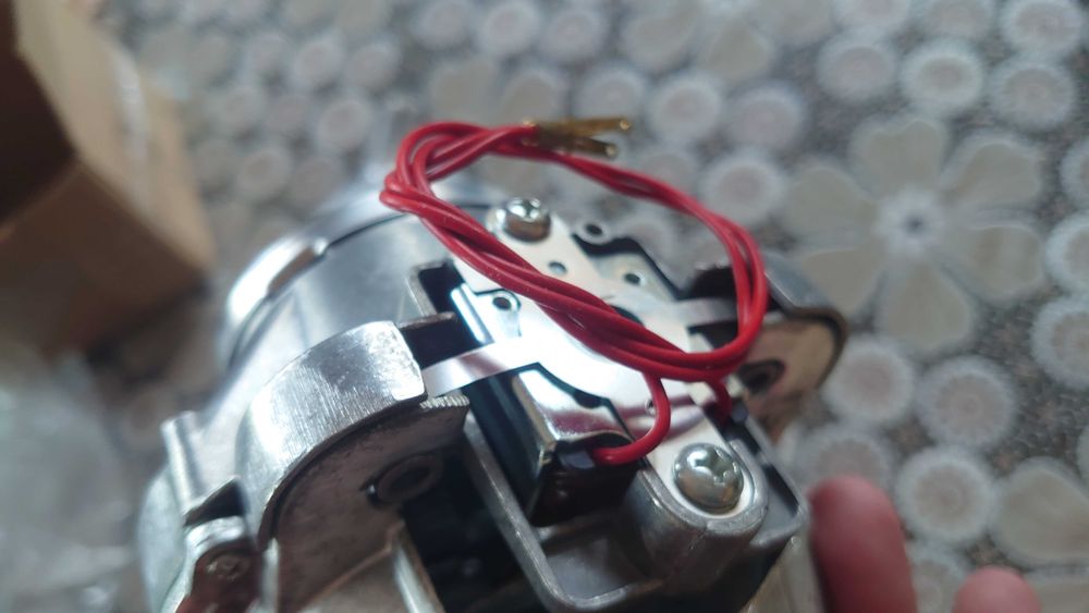 Би- ксенон Прожектори за вграждане Morimoto FXR 2.5"