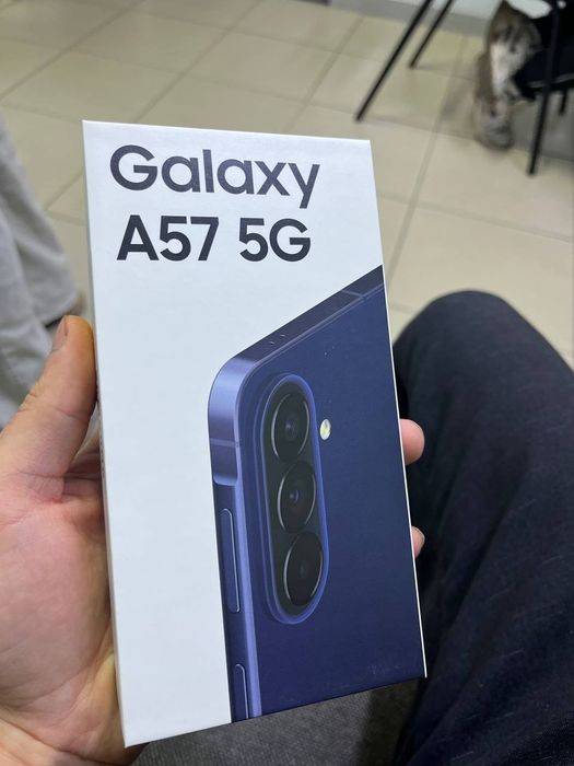 Samsung A57 8/128 гб