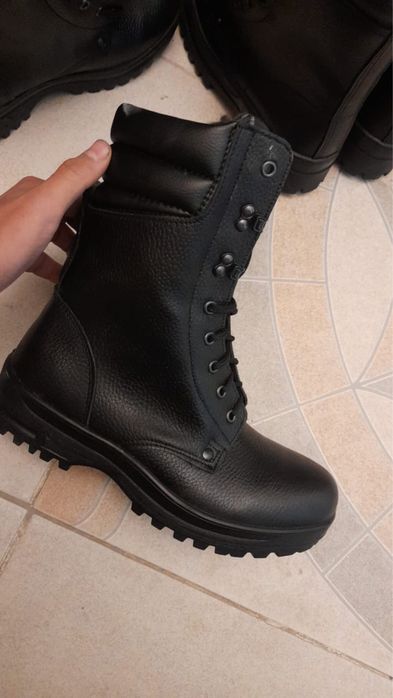 Продам берцы