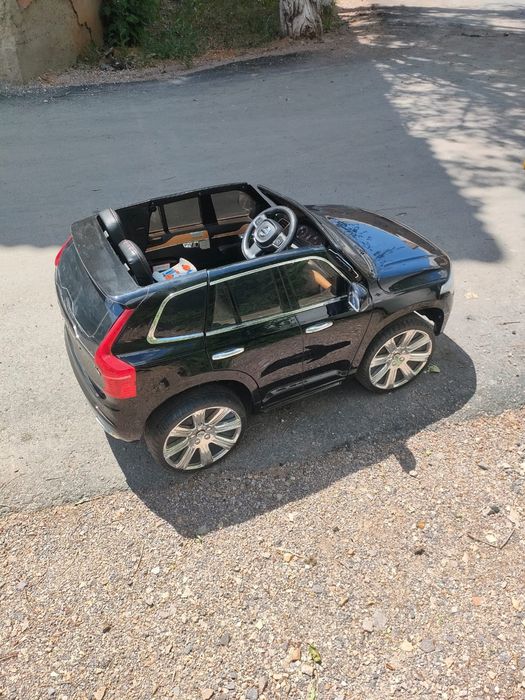 Продам  детскую машину