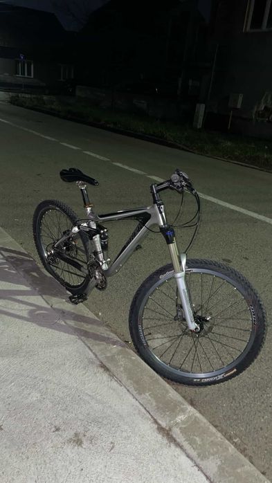 Trek full suspension