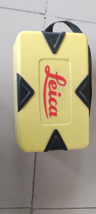 Нивелир Leica NA 324