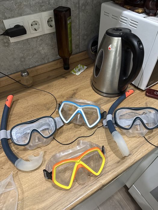 Очки для плавания